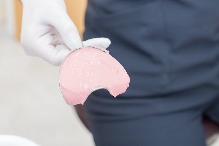 マウストレーの作成